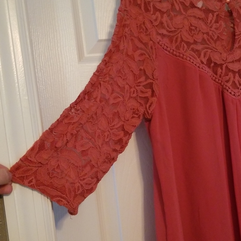 Dress - Picture 3 of 5